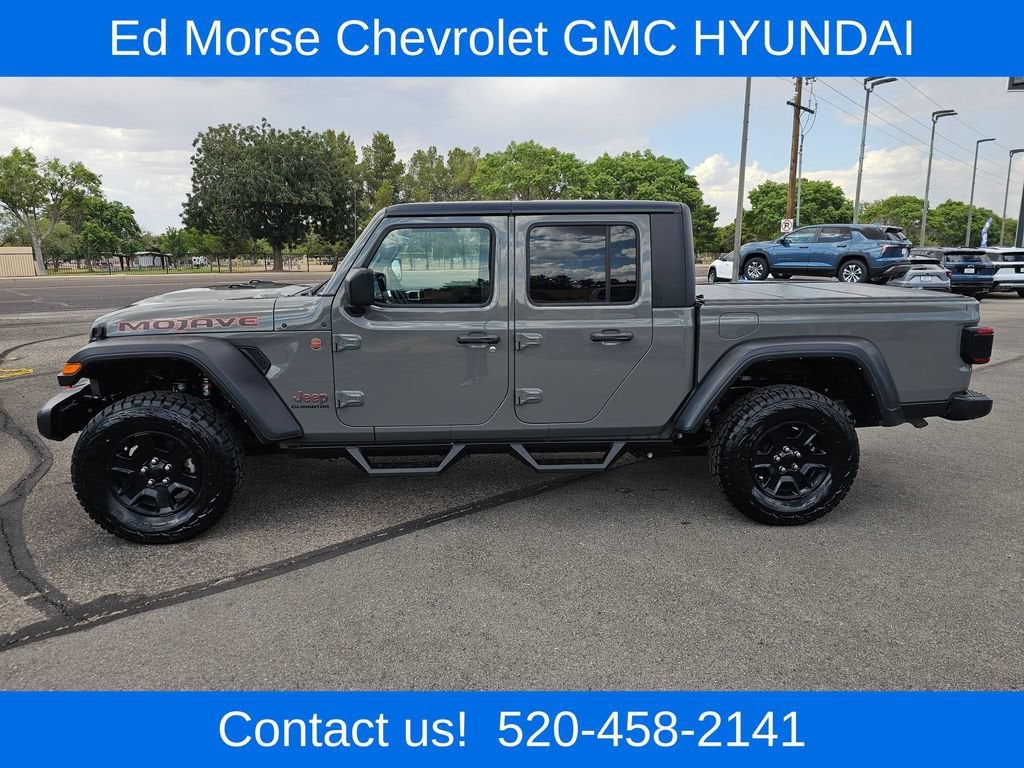 2022 Jeep Gladiator — side profile view