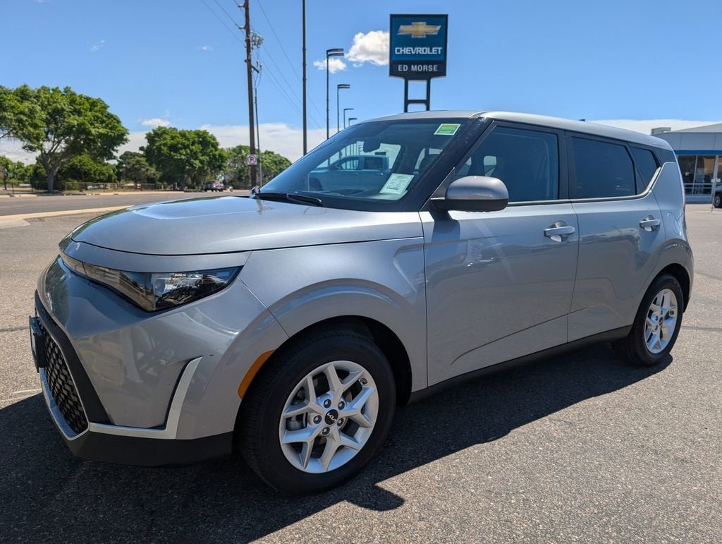 2025 Kia Soul LX in Gray — front three-quarter view